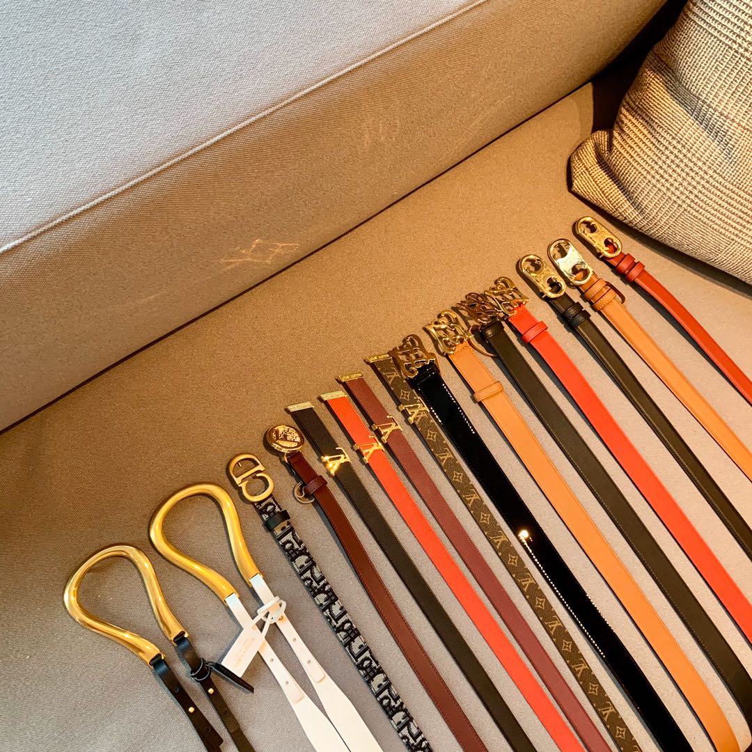 여자 셀린느 벨트