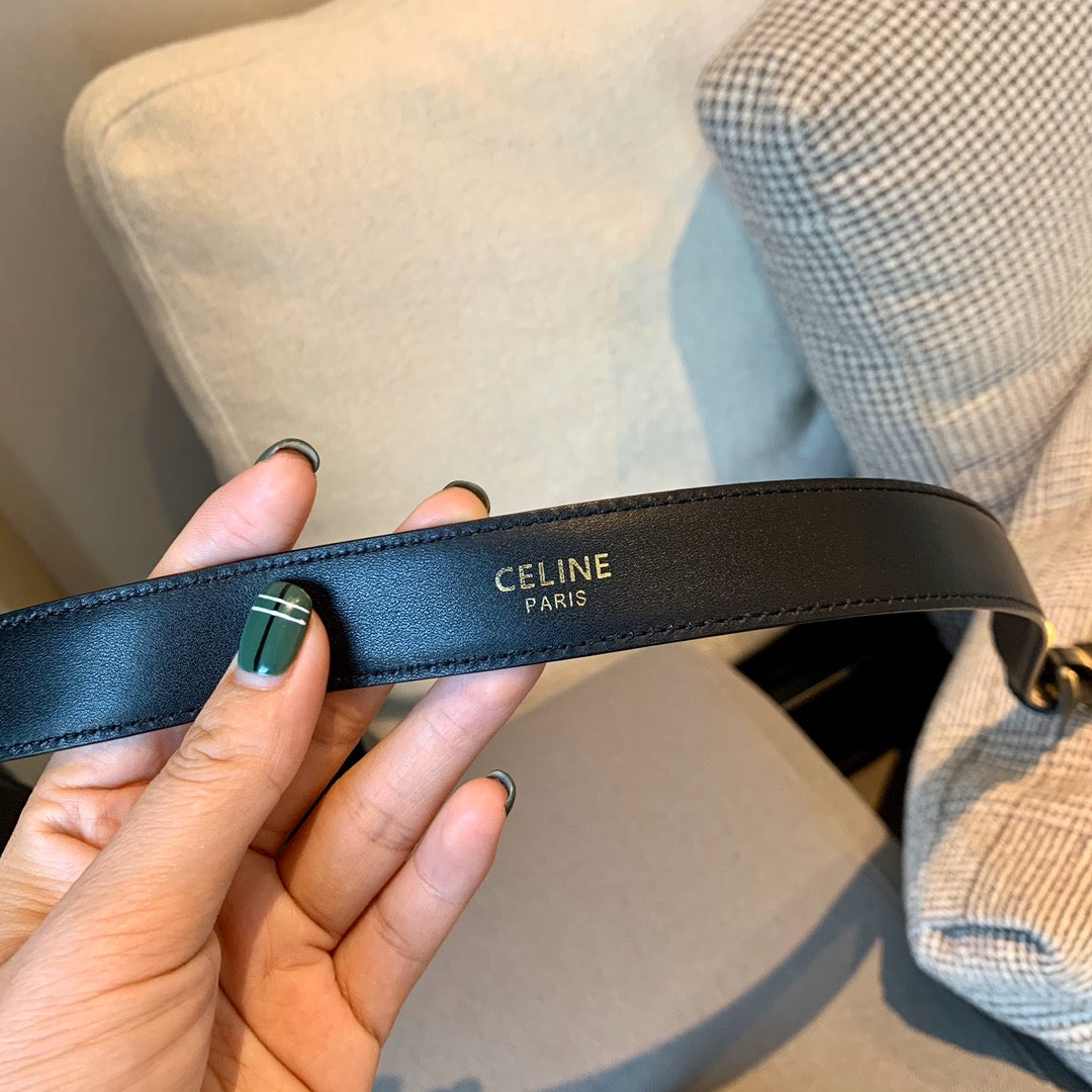 여자 셀린느 벨트