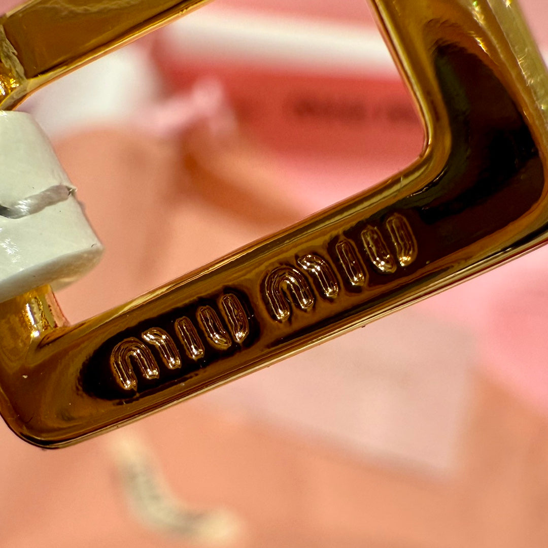 여자 미우미우 벨트