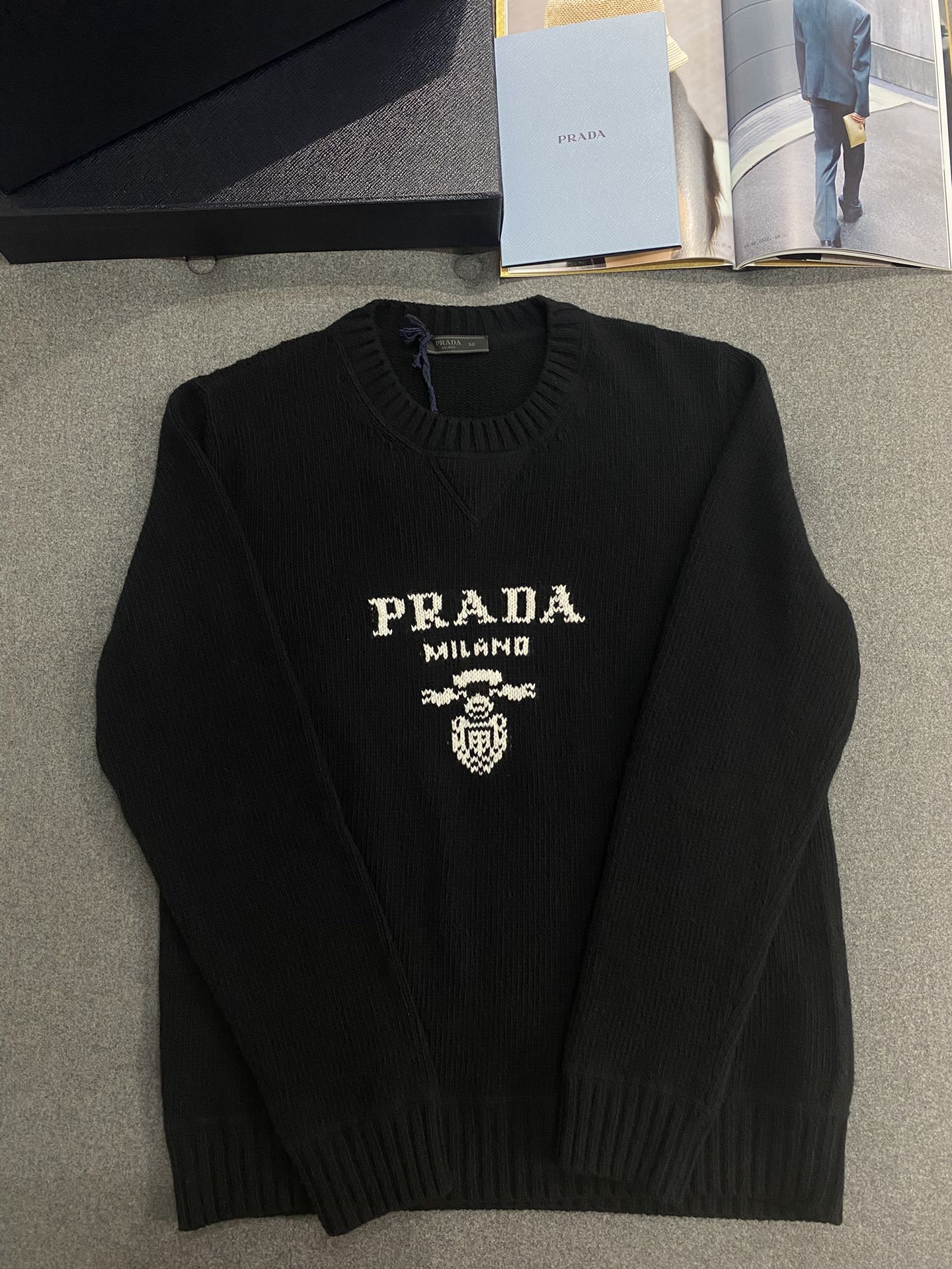 TJ셀러/프라다 남성 라운드넥 스웨터 니트