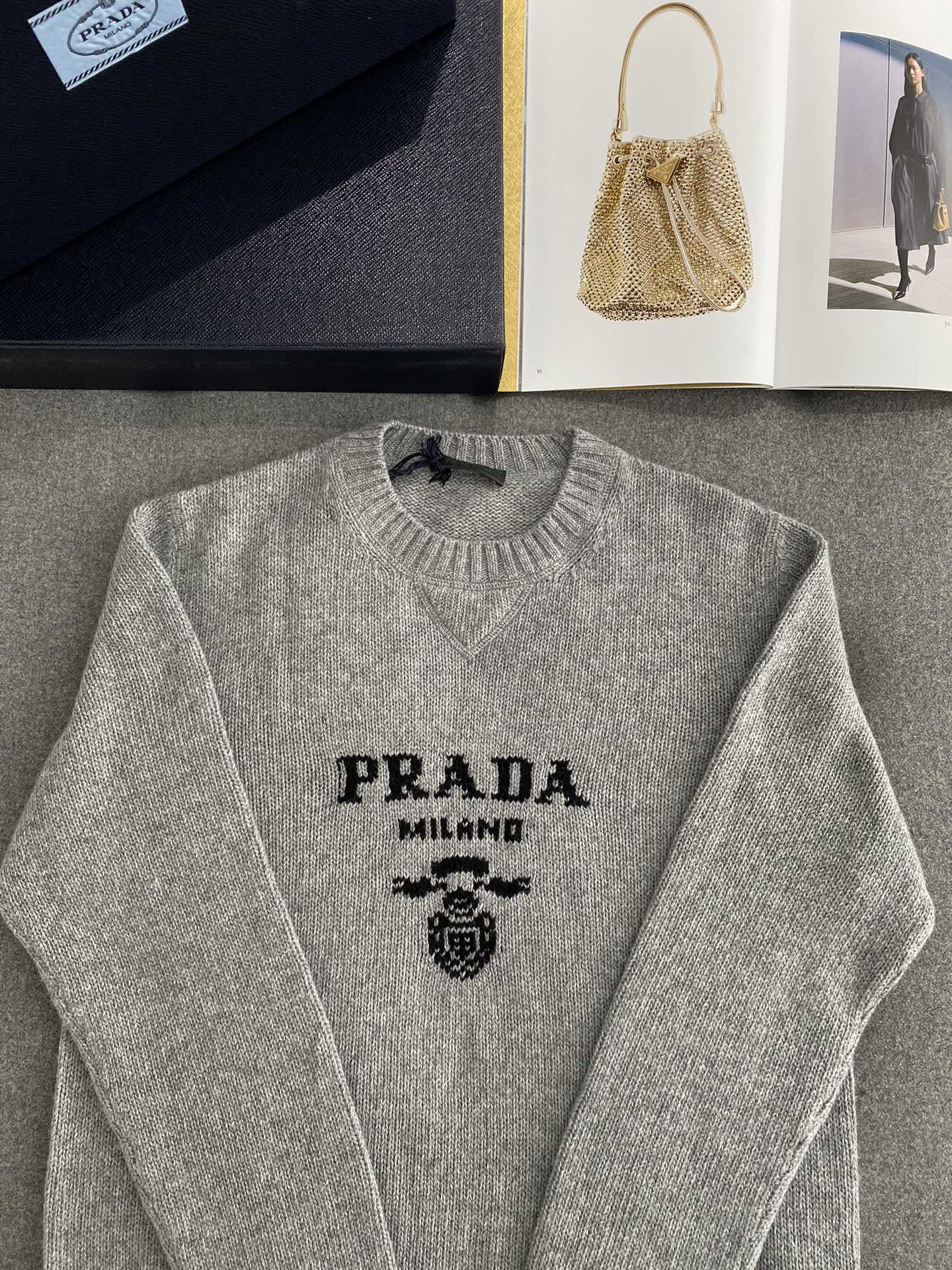 TJ셀러/프라다 남성 라운드넥 스웨터 니트