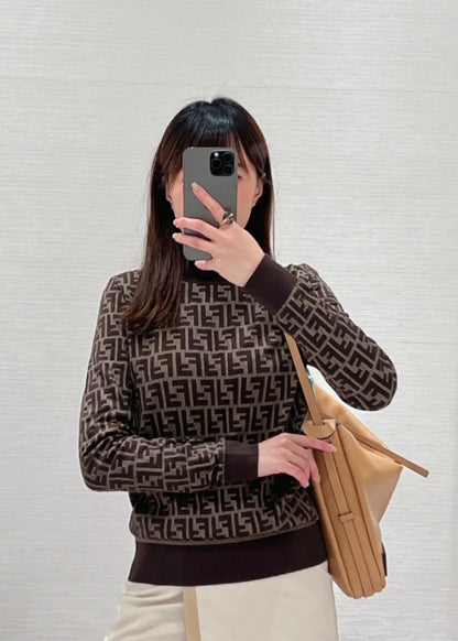 TJ셀러/펜디 여성 갈색 니트 스웨터