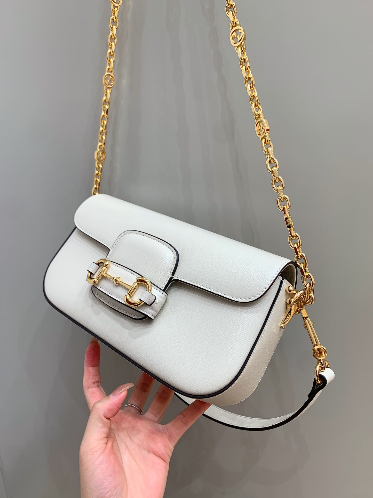 oc공장/구찌 여성 크로스백  화이트