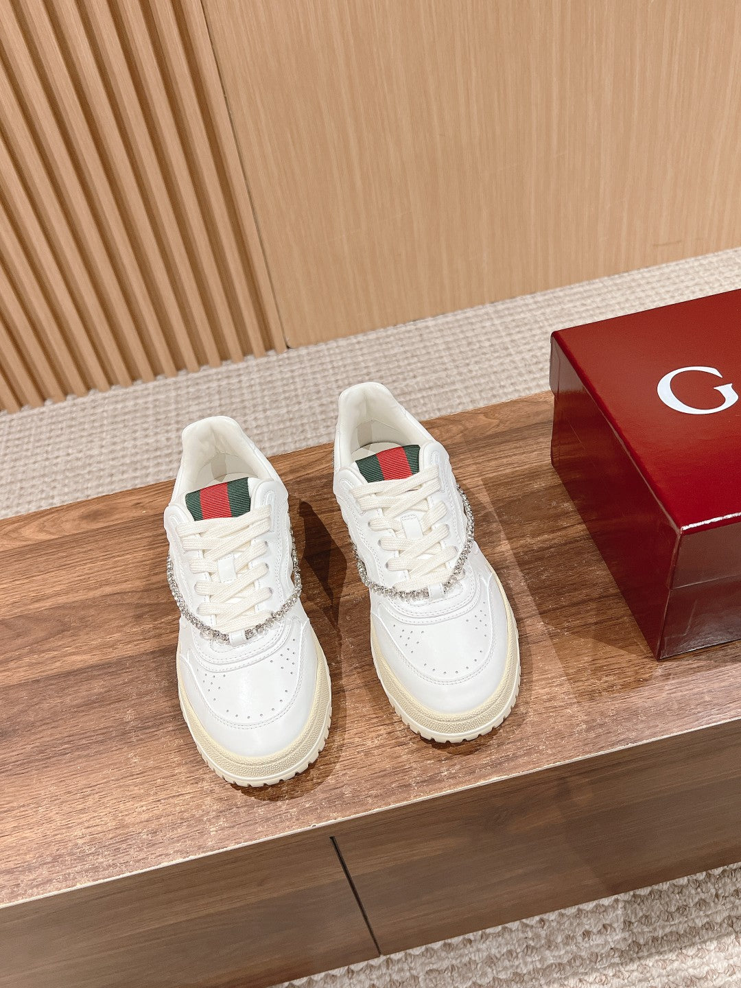 구찌 여성 운동화