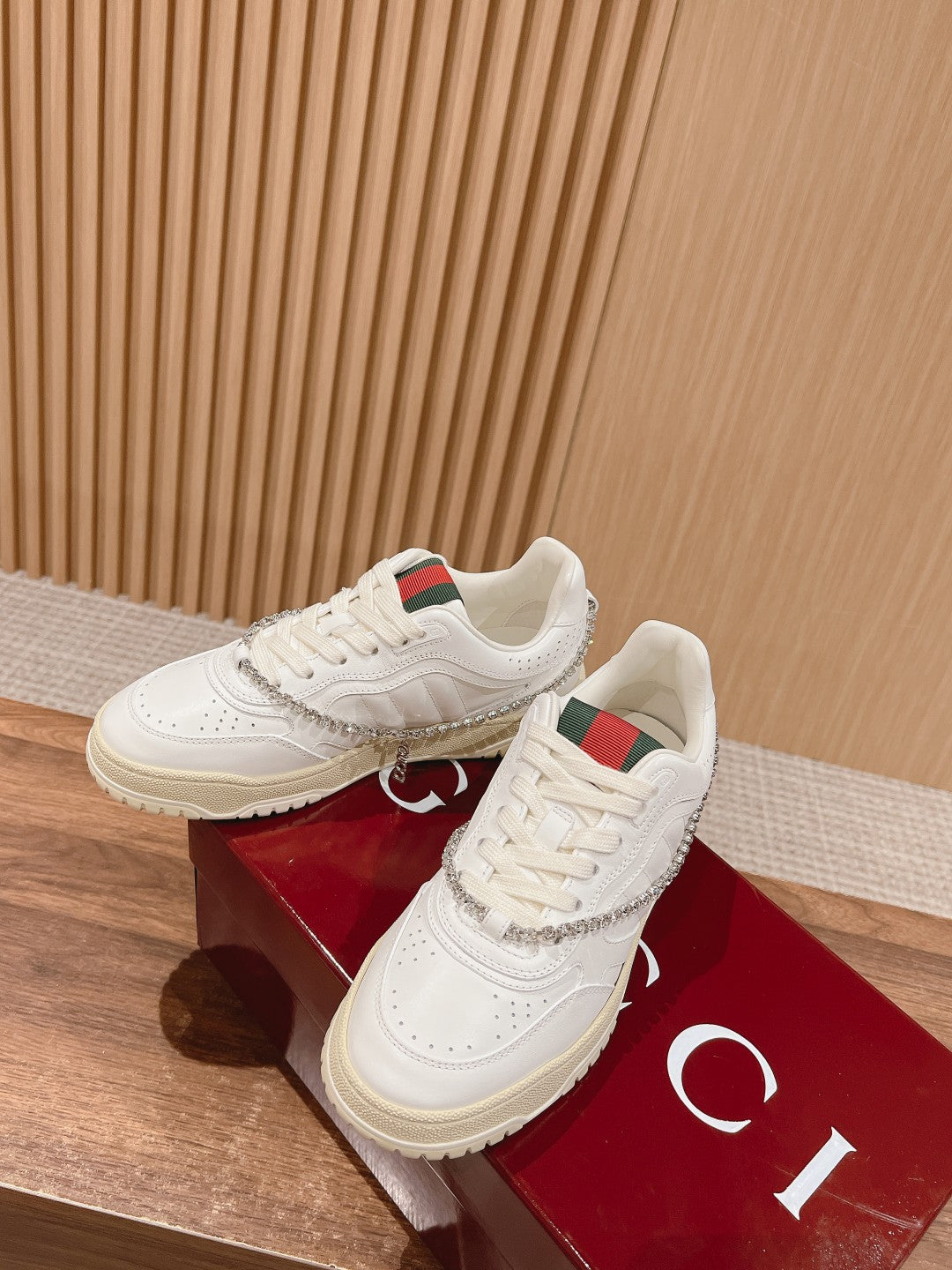 구찌 여성 운동화