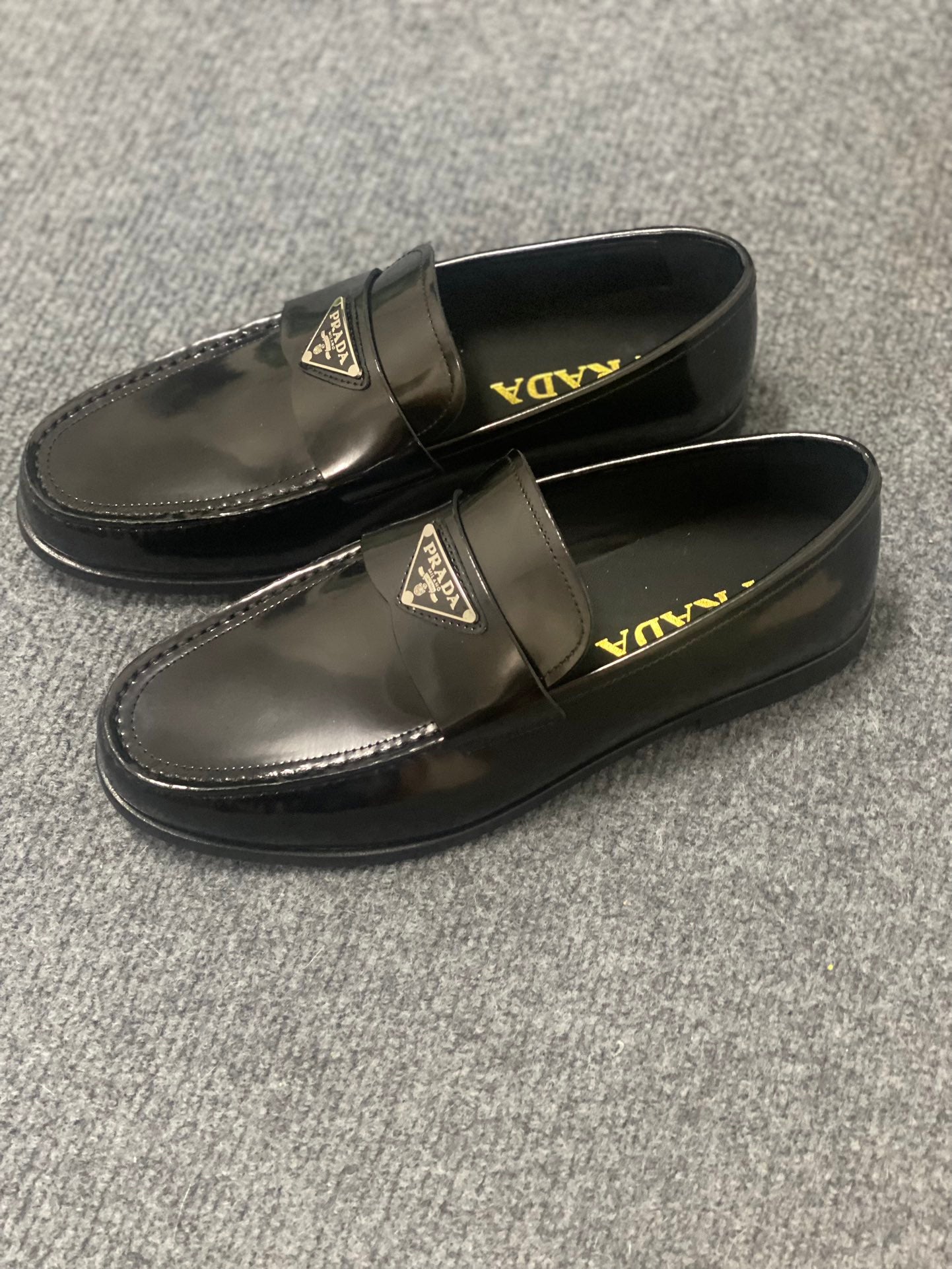 프라다 남성 구두