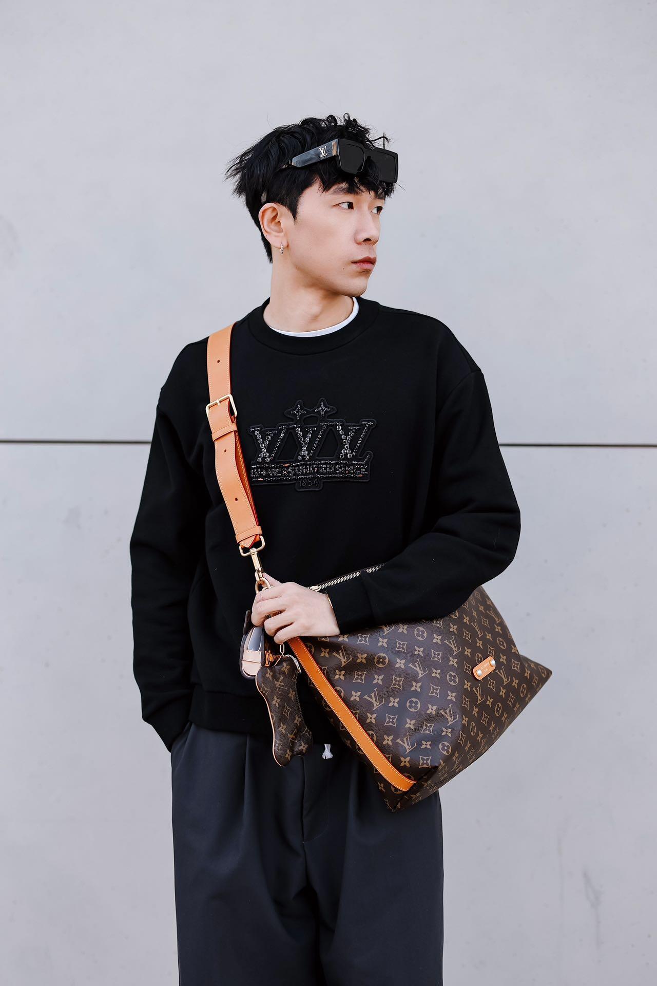 R공장/루이비통 남성 맨투맨