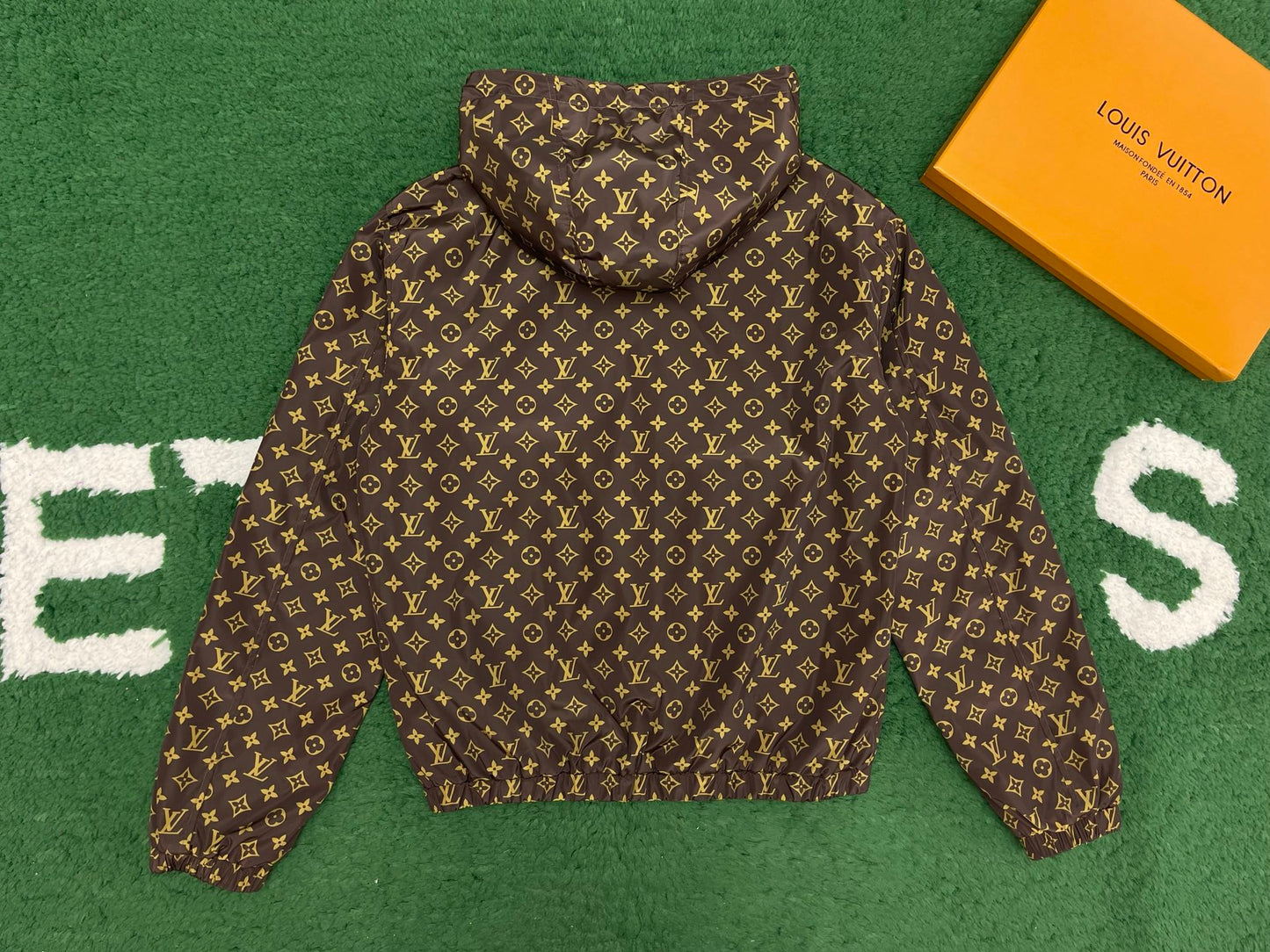 R공장/루이비통 남성 방풍 자켓