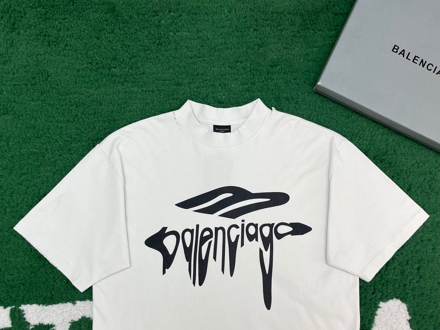 R공장/발렌시아가 남성 반팔