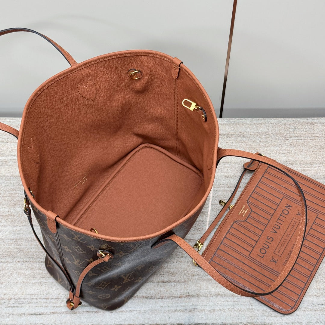 갓팩토리 / 루이비통 클러치 가방