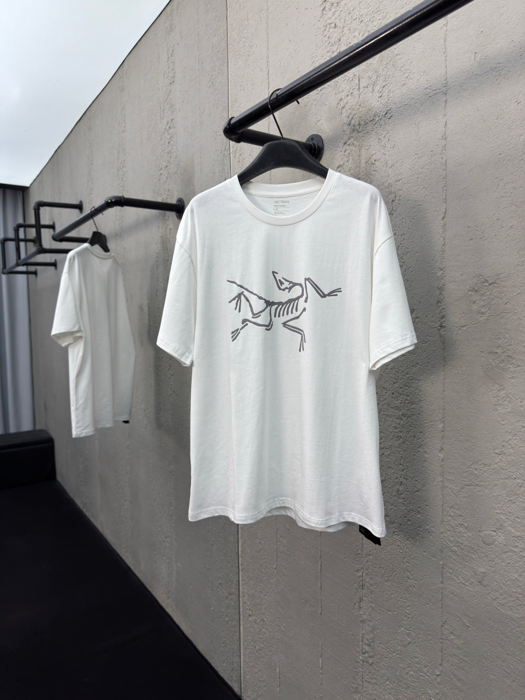 체인2호 / 아크테릭스 남성 반팔 티셔츠