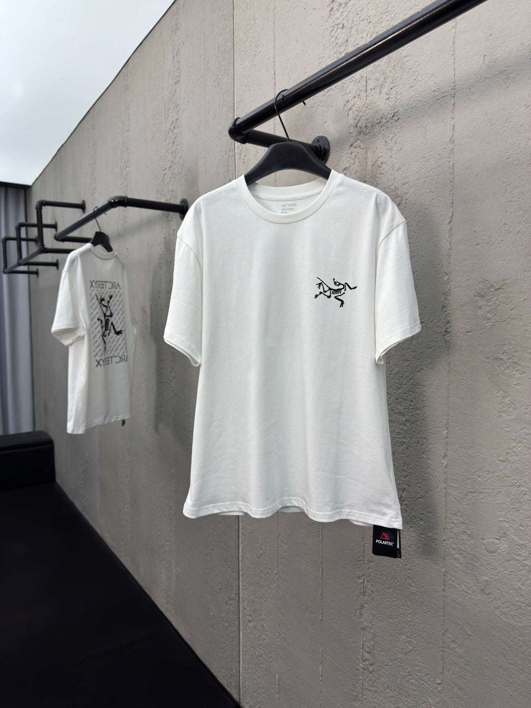 체인2호 / 아크테릭스 남성 반팔 티셔츠