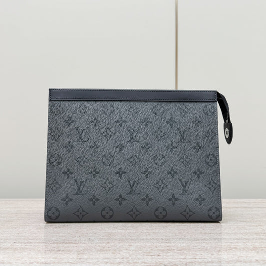 갓팩토리 / 루이비통 클러치 가방