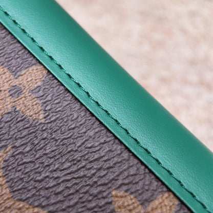 갓팩토리 / 루이비통 지갑