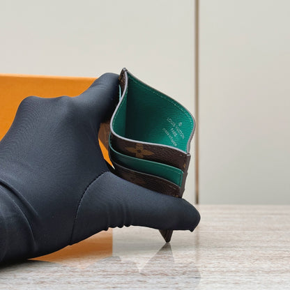 갓팩토리 / 루이비통 지갑