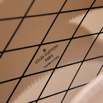 갓팩토리 / 루이비통 크로스백