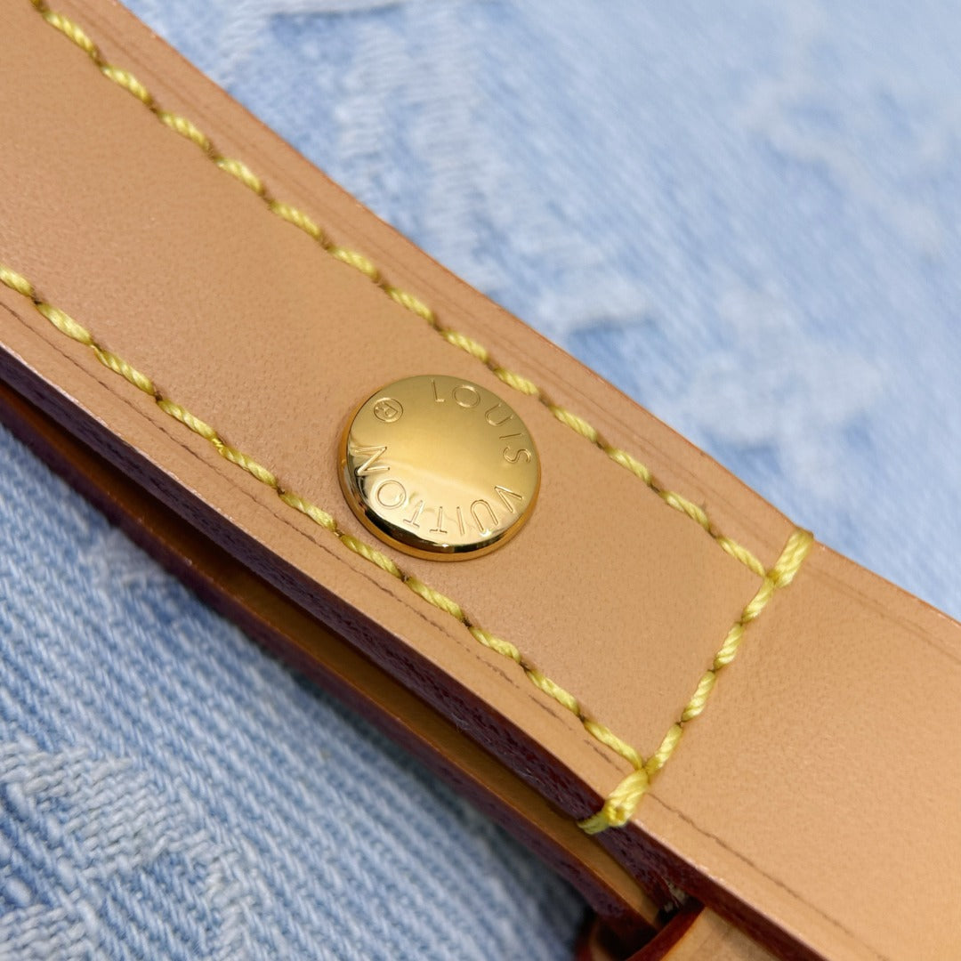 갓팩토리 / 루이비통 크로스백