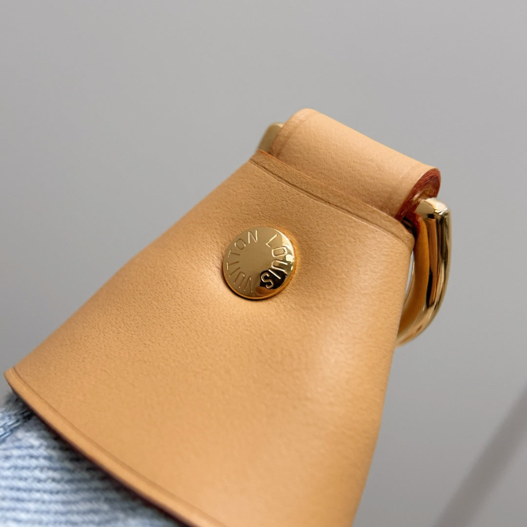 갓팩토리 / 루이비통 크로스백