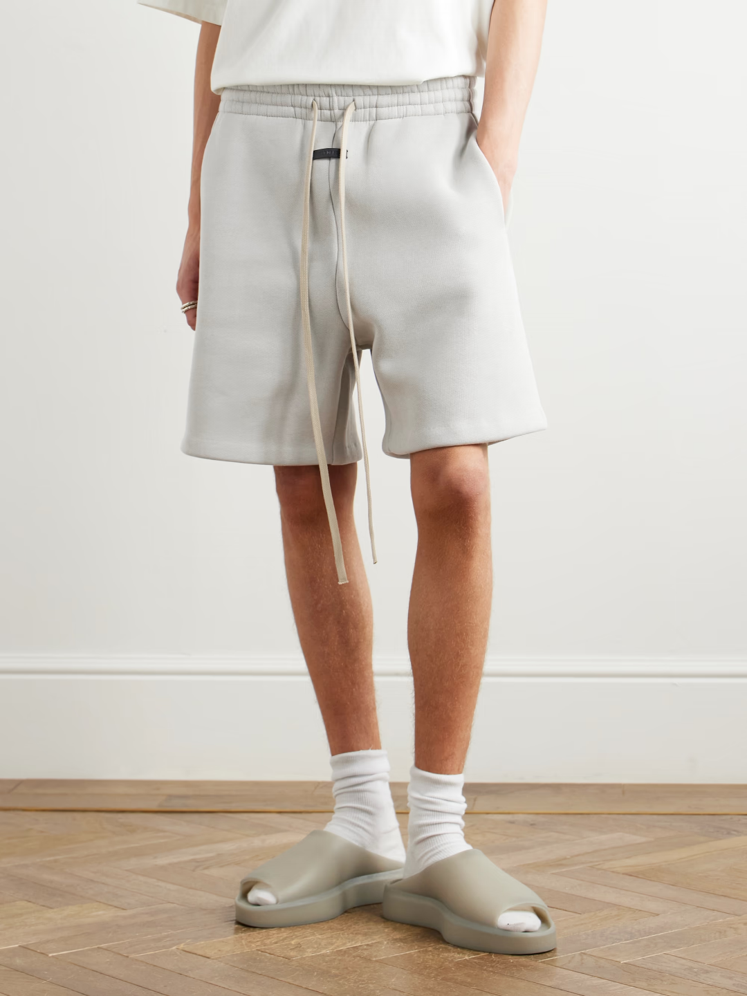 세나 / 피어오브갓 남성 반바지