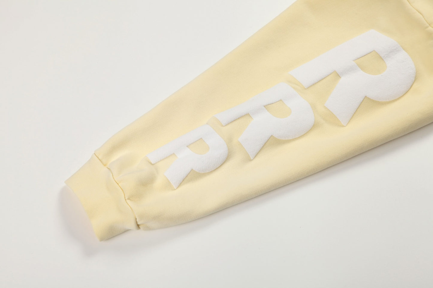 세나 / 피어오브갓 남성 맨투맨