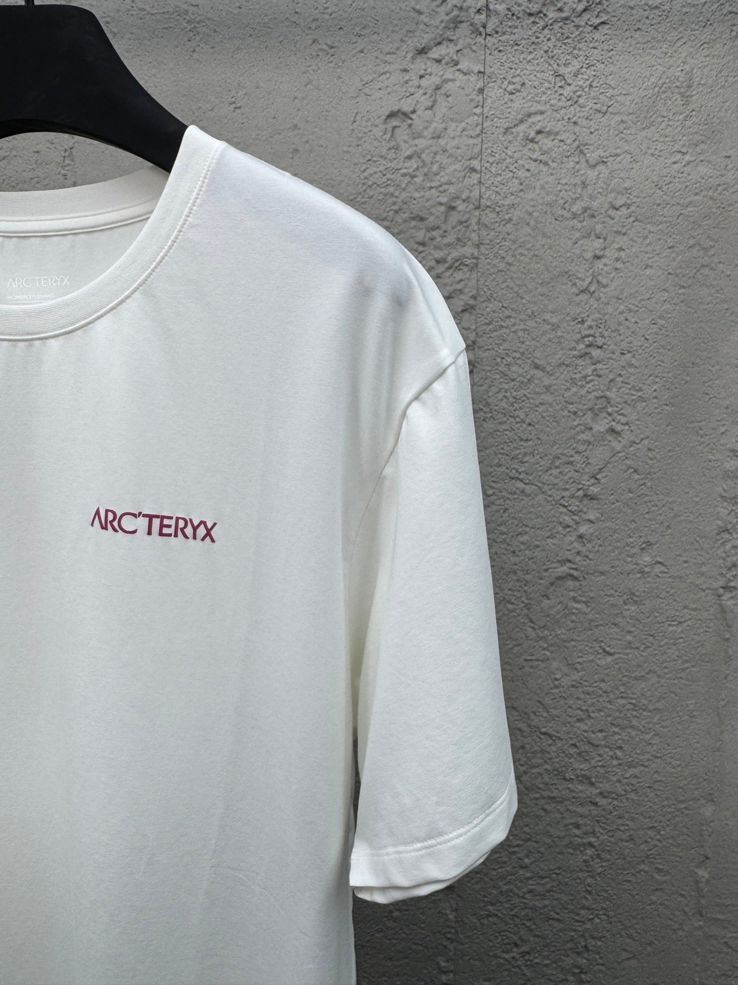 체인2호 / 아크테릭스 남성 여성 반팔 티셔츠