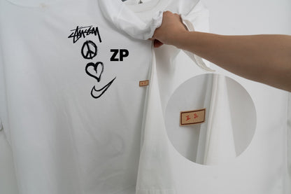 사슬  / 스투시 남성 하트 레터링 로고 프린트 라운드 반팔 티셔츠