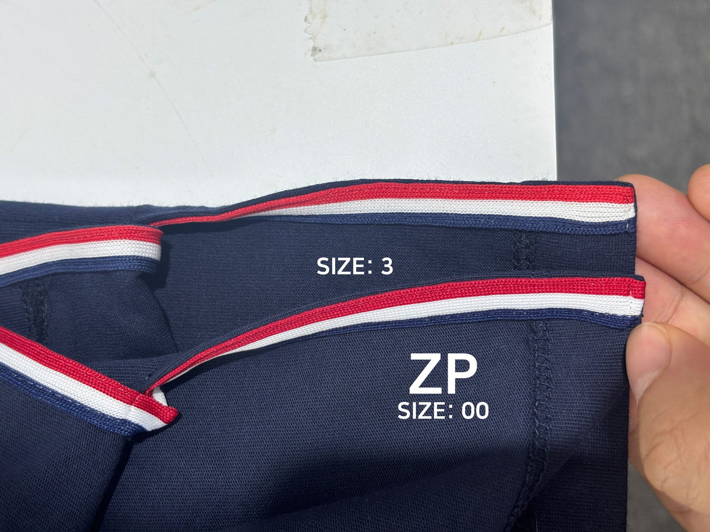 사슬  / 톰브라운 남성 옆트임 루즈핏 반팔 티셔츠