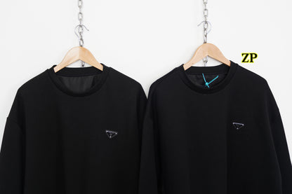 사슬  / 프라다 남성 맨투맨