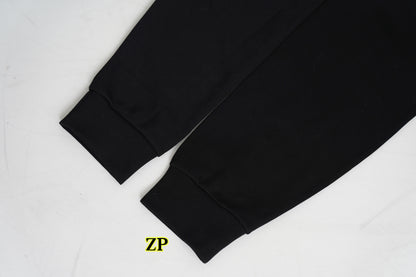 사슬  / 프라다 남성 맨투맨