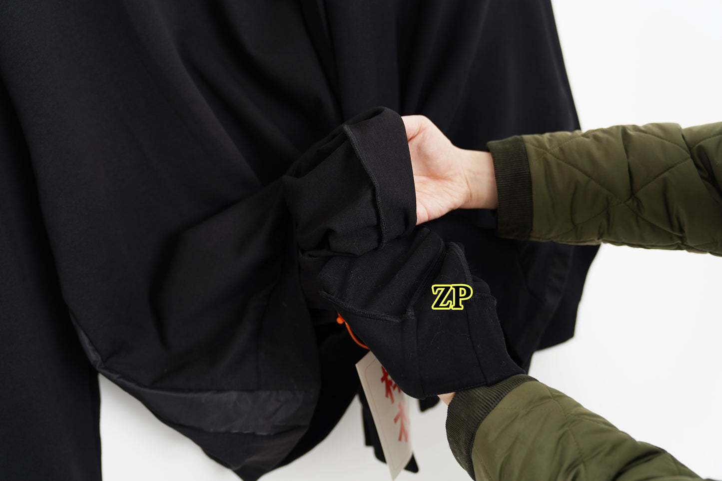 사슬  / 프라다 남성 맨투맨