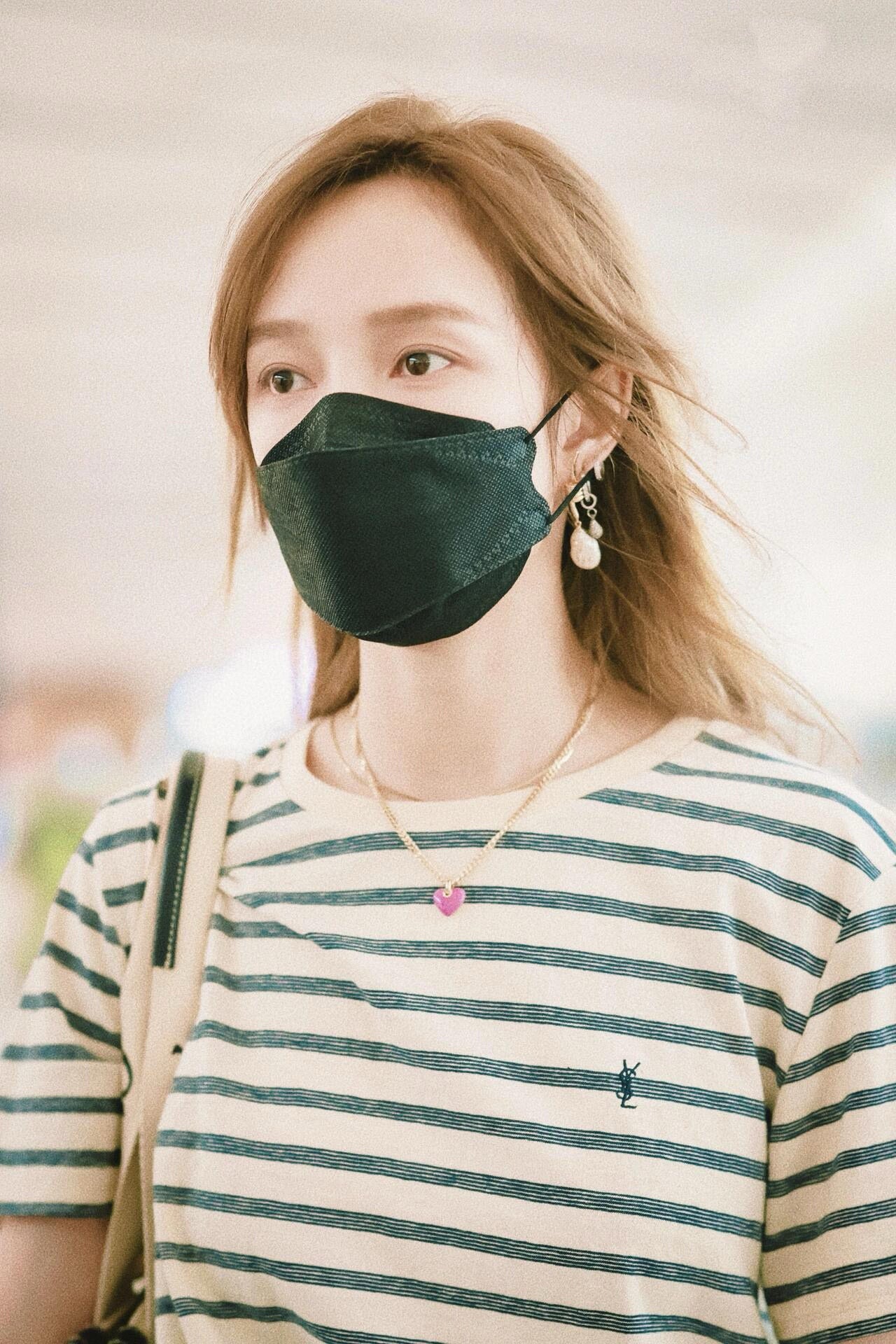 사슬 / 입생로랑 여성 스트라이프 라운드넥 반팔 티셔츠