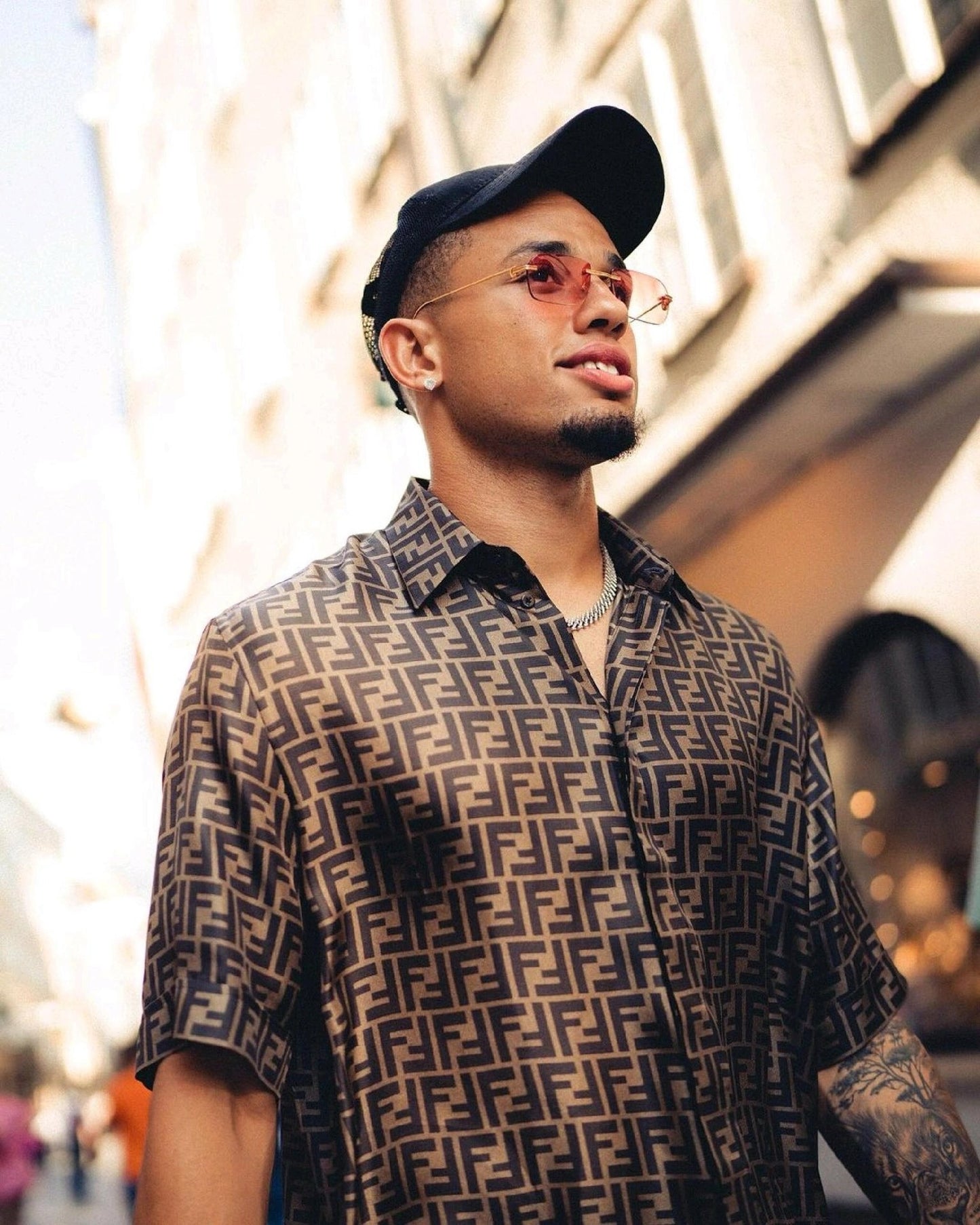 사슬 / 펜디 남성 여성 싱글 버클 반팔 셔츠