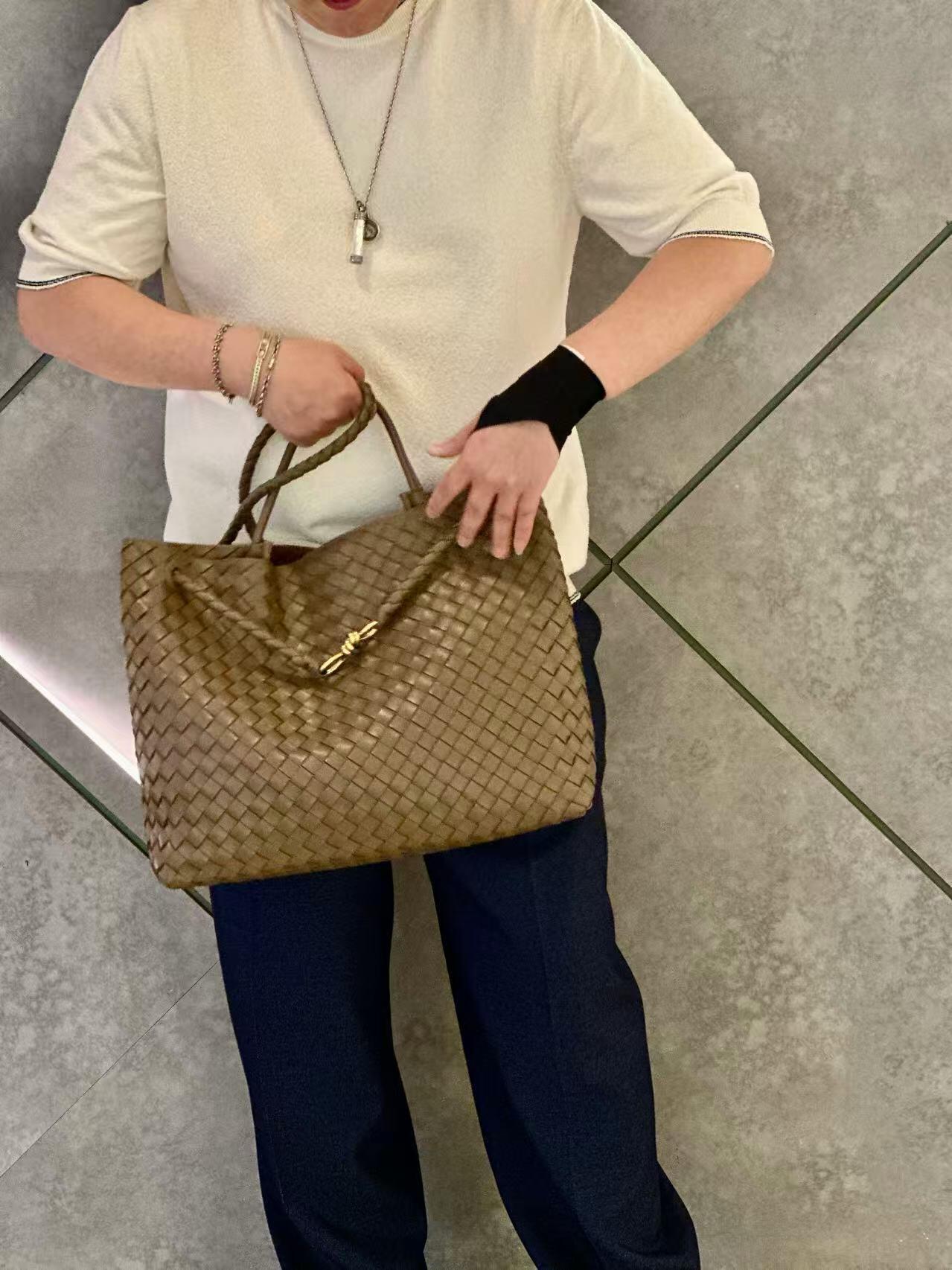 R공장 / 보테가베네타 남성 니트 반팔 티셔츠