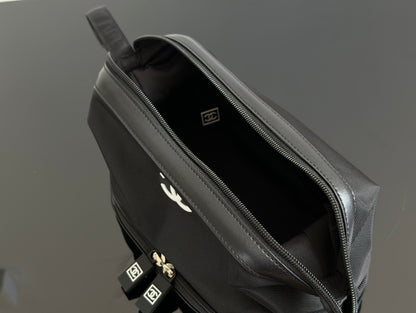 양 공장 / 샤넬 파우치백