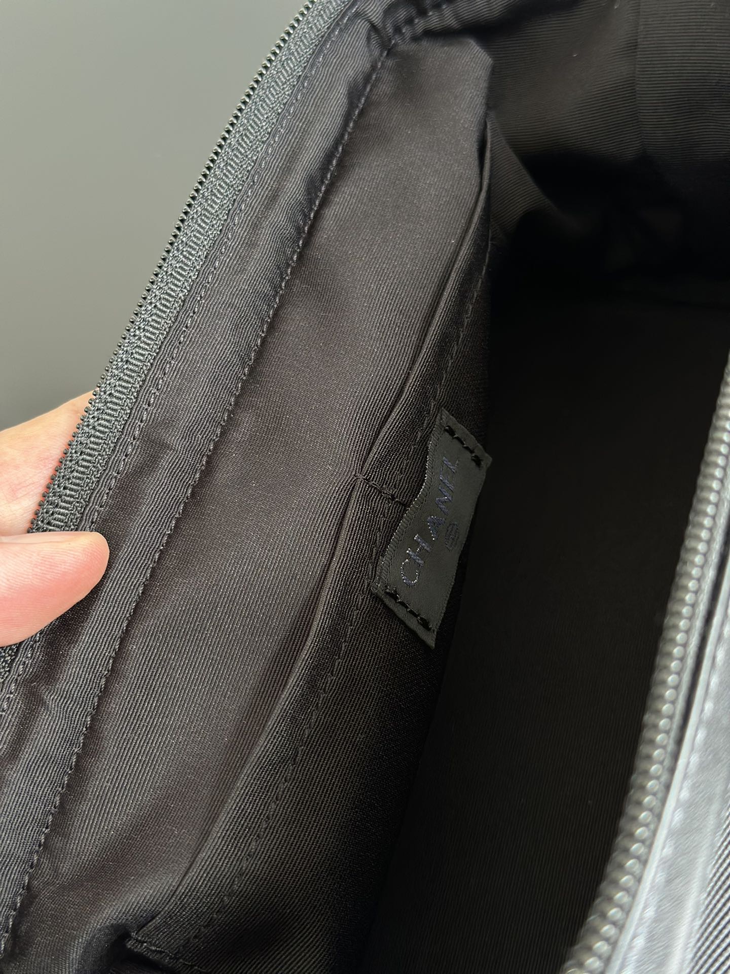 양 공장 / 샤넬 파우치백