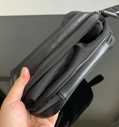 양 공장 / 샤넬 파우치백