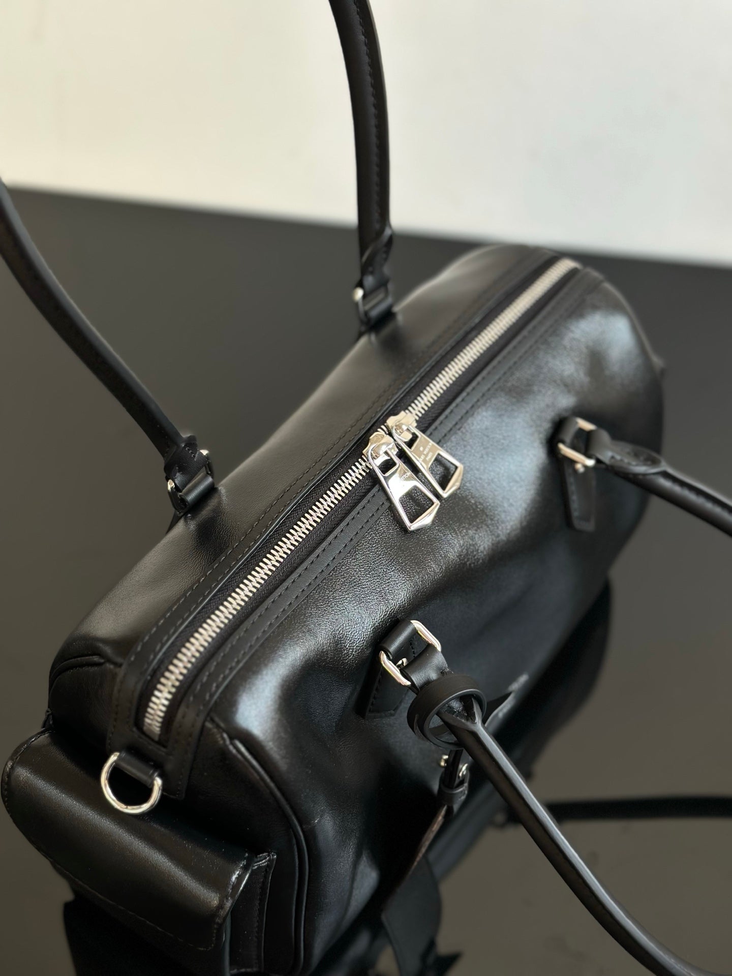 양 공장 / 루이비통 볼링 가방