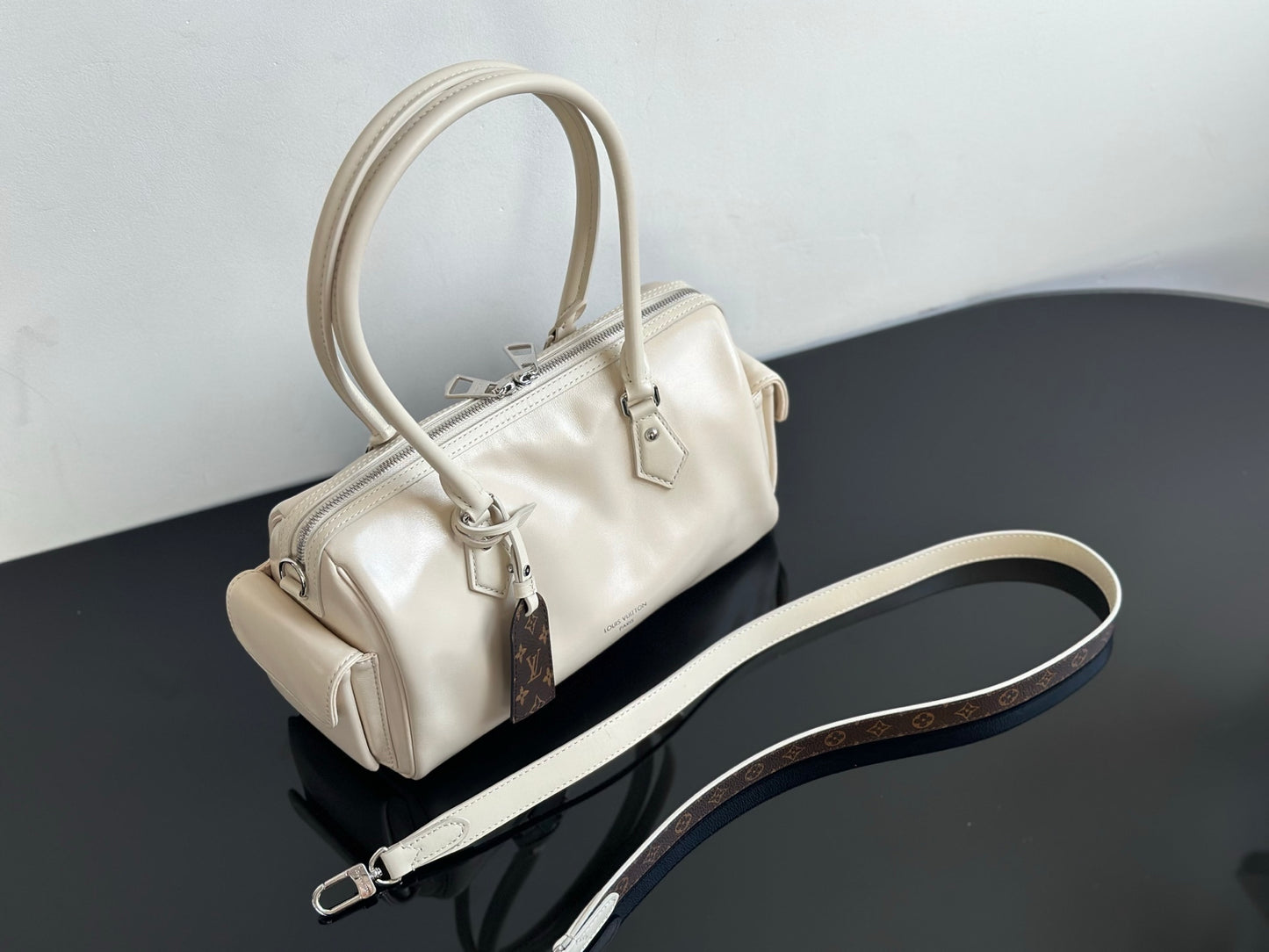 양 공장 / 루이비통 볼링 가방