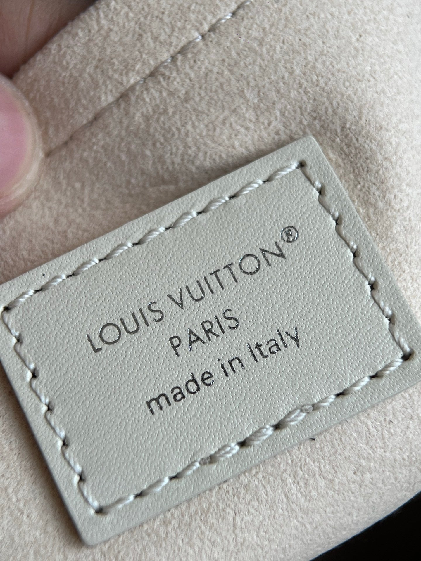 양 공장 / 루이비통 볼링 가방