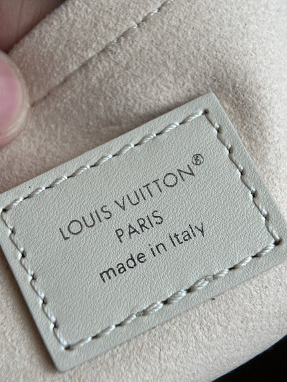 양 공장 / 루이비통 볼링 가방