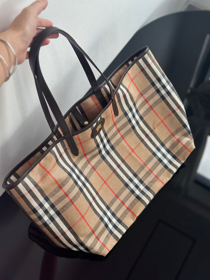 양 공장 / 버버리 쇼퍼백 가방