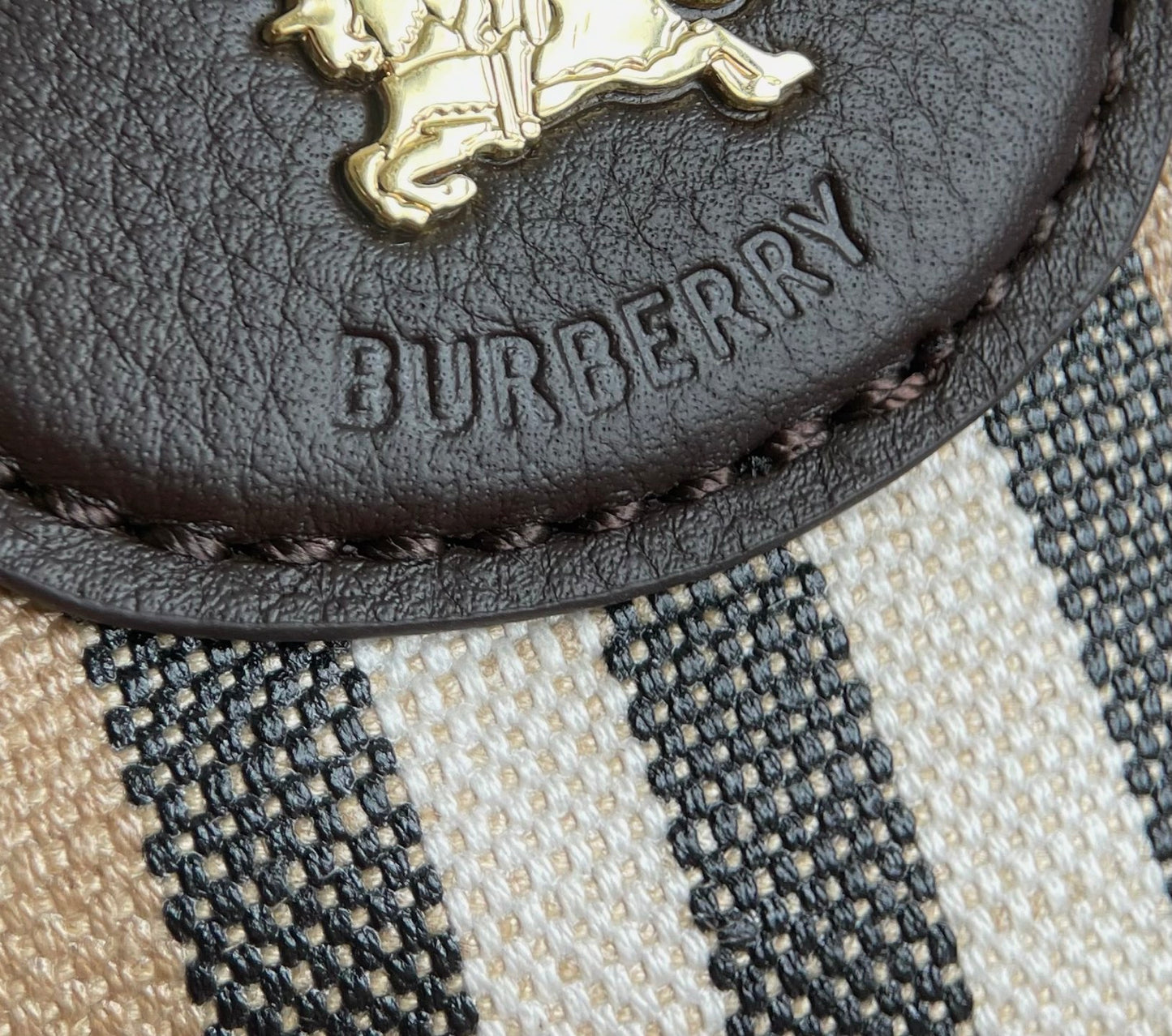 양 공장 / 버버리 쇼퍼백 가방