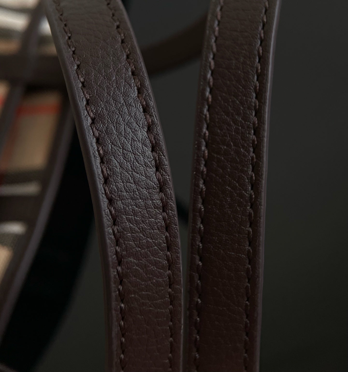 양 공장 / 버버리 토트 숄더 핏 가방