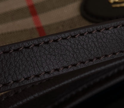 양 공장 / 버버리 토트 숄더 핏 가방