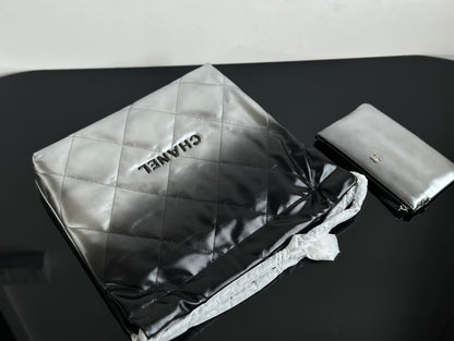 양 공장 / 샤넬 쓰레기봉투 가방