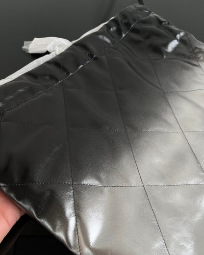 양 공장 / 샤넬 쓰레기봉투 가방