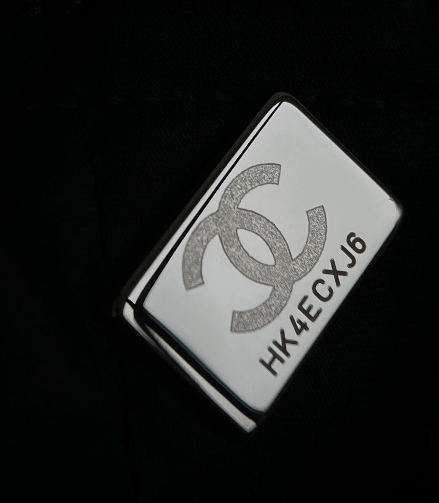 양 공장 / 샤넬 쓰레기봉투 가방