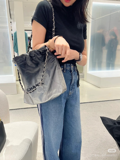 양 공장 / 샤넬 쓰레기봉투 가방