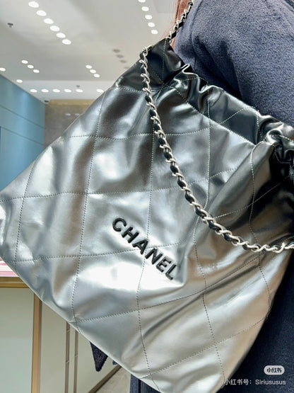 양 공장 / 샤넬 쓰레기봉투 가방