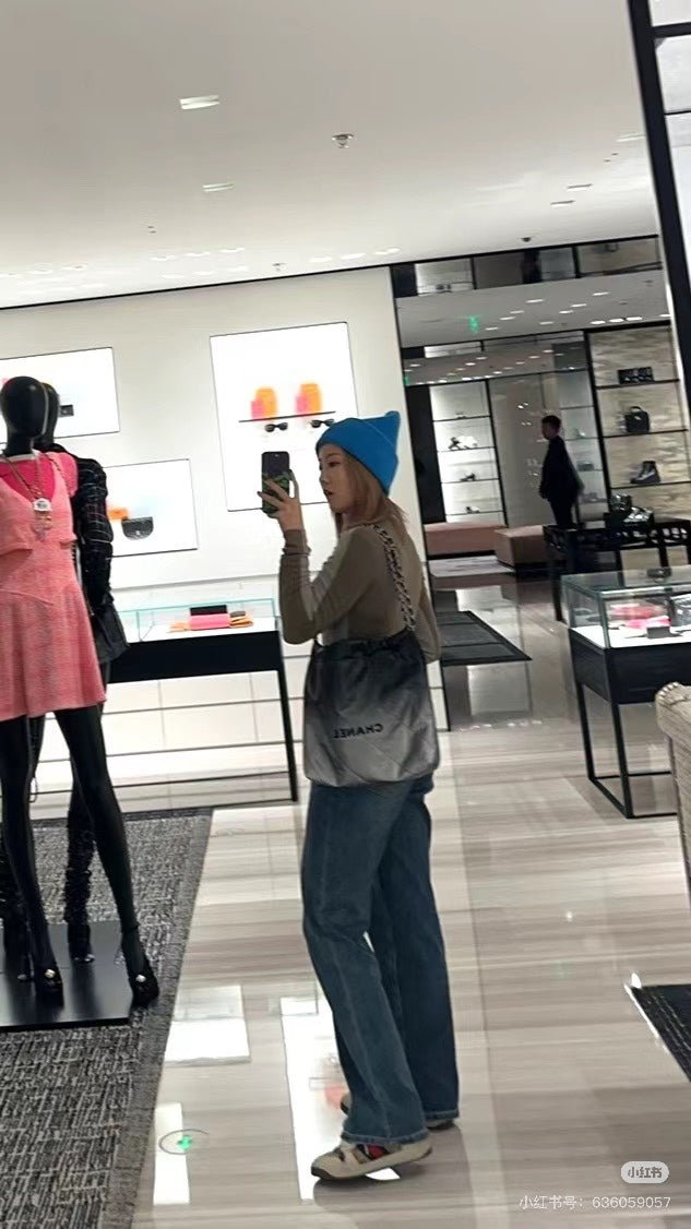 양 공장 / 샤넬 쓰레기봉투 가방